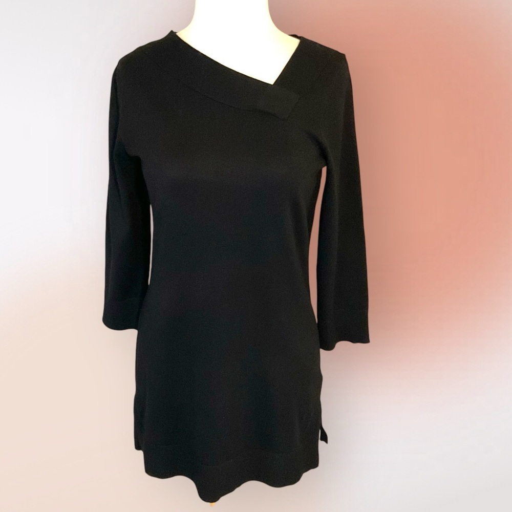 Cable & Gauge Black Asymmetrical V Neckline Fine Knit Sweater Tunic Size S